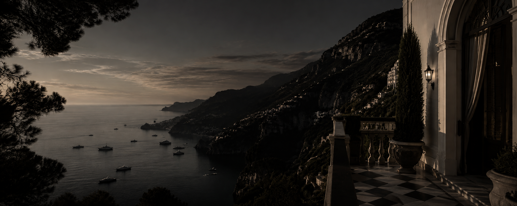Vista da costa mediterrânea ao entardecer — campanha LORIAN & CO.